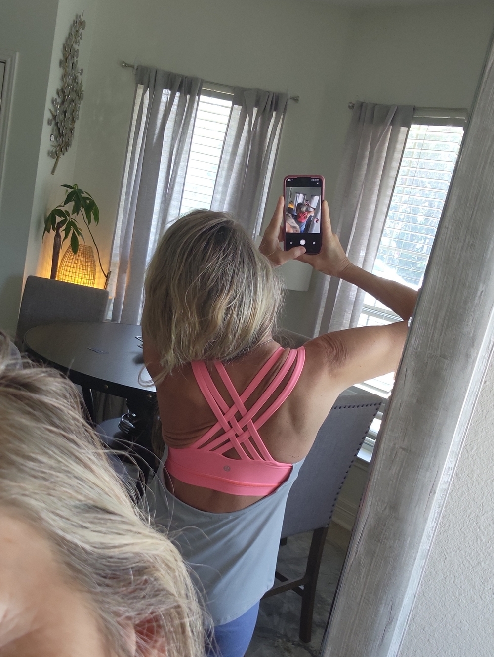 Lululemon - Picture 2 of 6